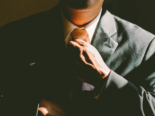 全联征信社负责人简历